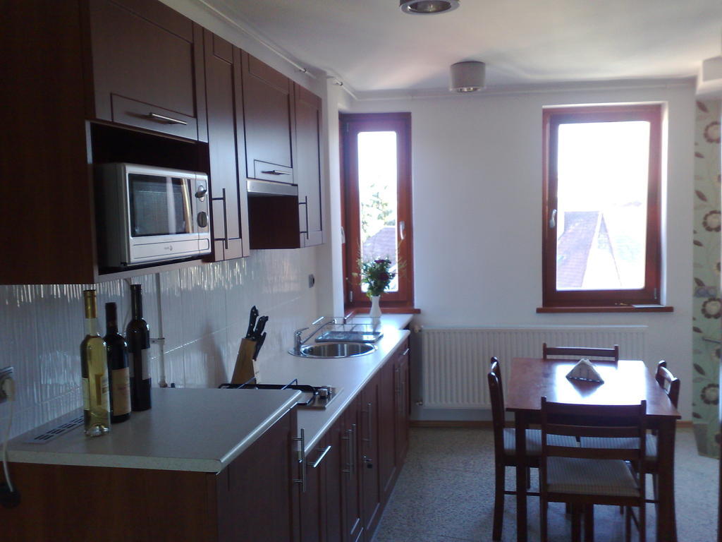Minaret Apartman Eger Rom bilde