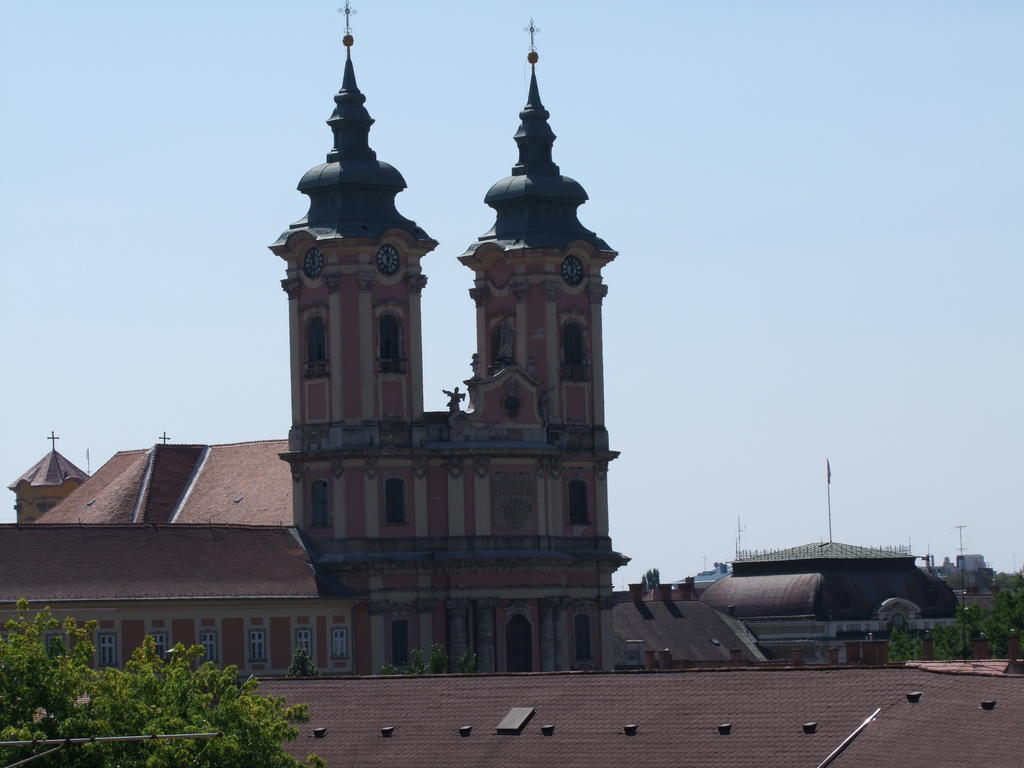 Minaret Apartman Eger Eksteriør bilde
