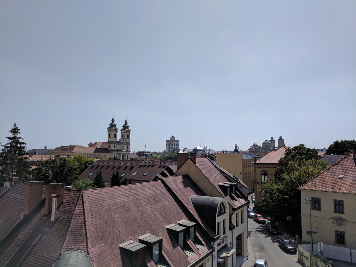Minaret Apartman Eger Eksteriør bilde